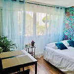 Studio Hyeres Port Avec Piscine